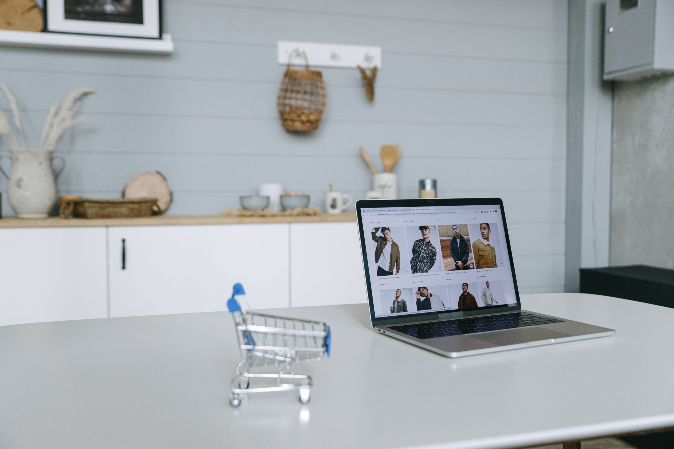 Identity Resolution Services for Shopify Plus